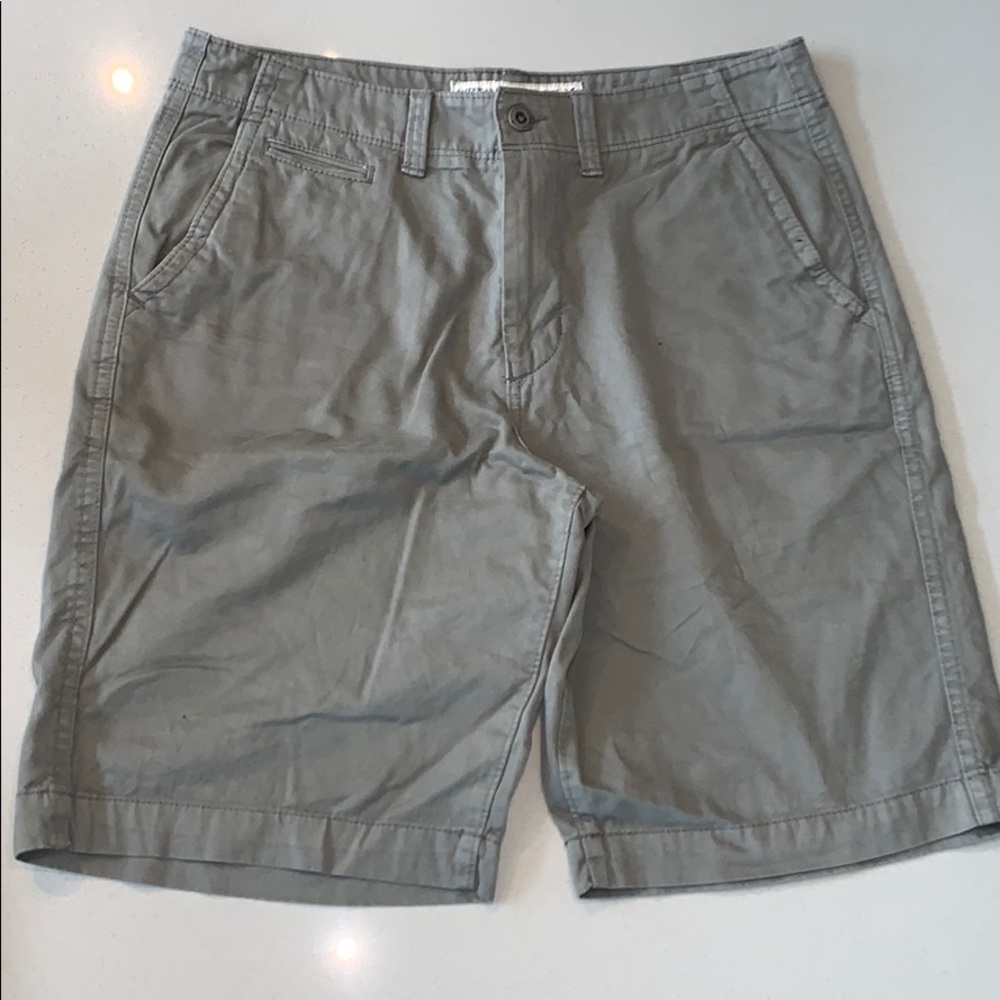 American Eagle Short